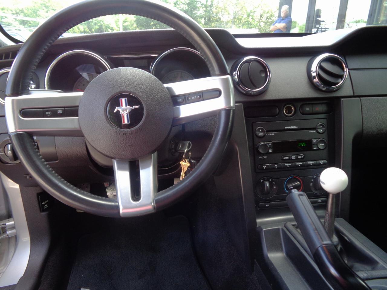 Ford Mustang  2007