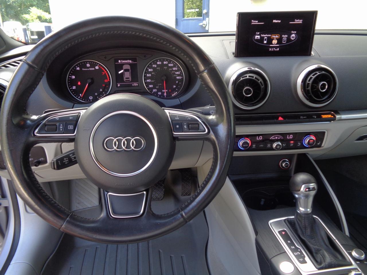 Audi A3 2dr Cabriolet quattro 2.0T Premium Plus 2015