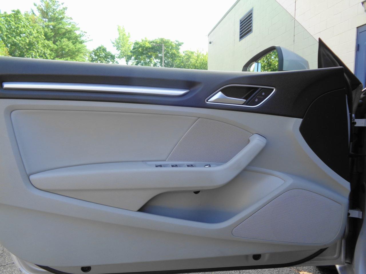 Audi A3 2dr Cabriolet quattro 2.0T Premium Plus 2015