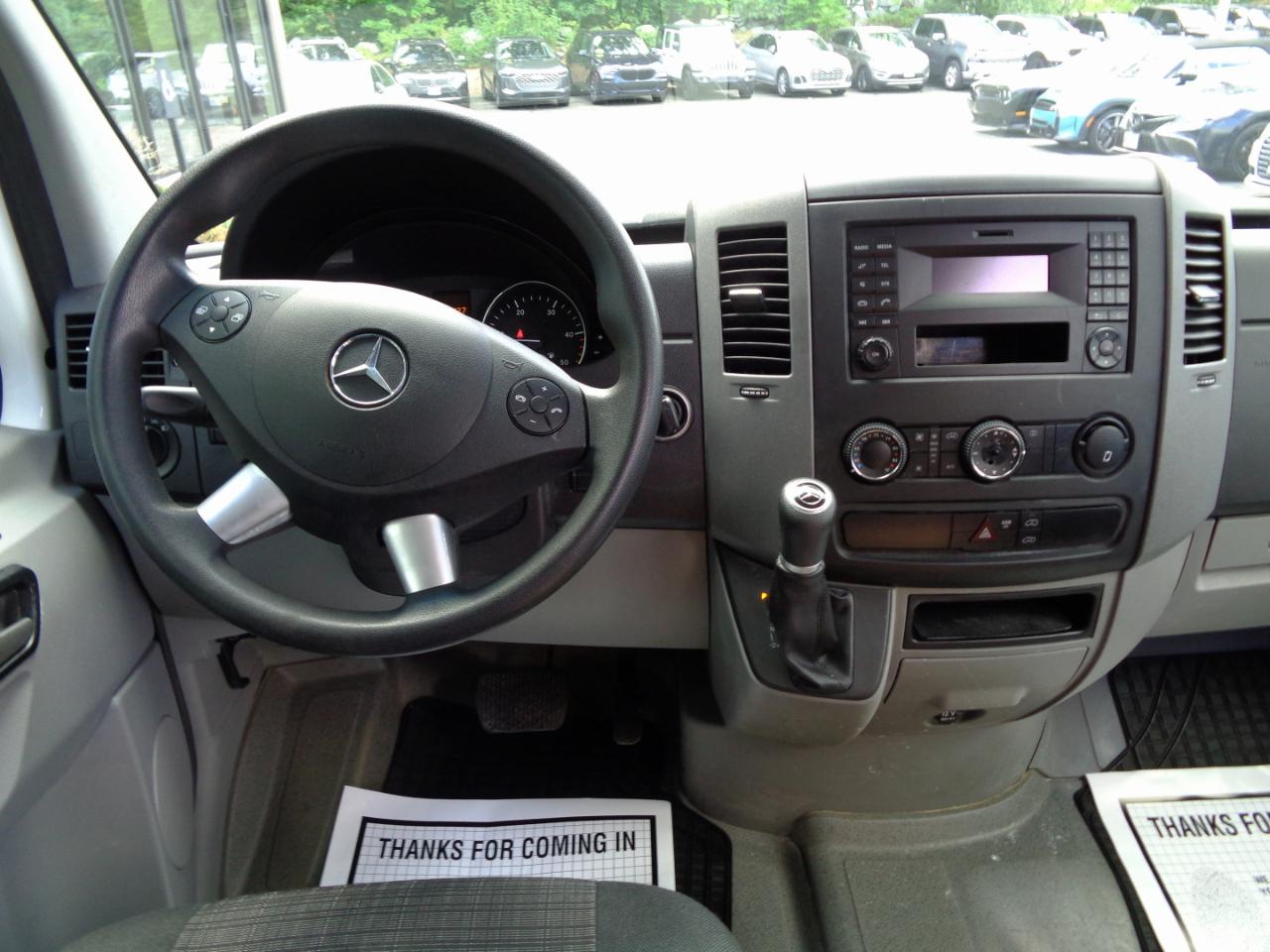 Mercedes-Benz Sprinter Cargo Vans RWD 2500 144" 2016