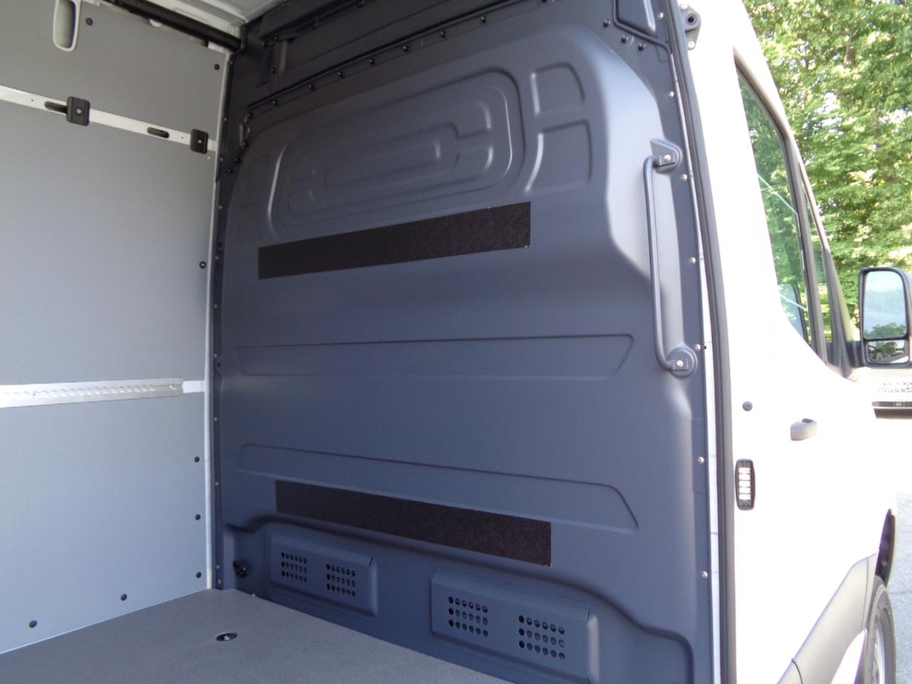Mercedes-Benz Sprinter Cargo Van 2500 High Roof I4 Diesel HO 170" AWD 2025