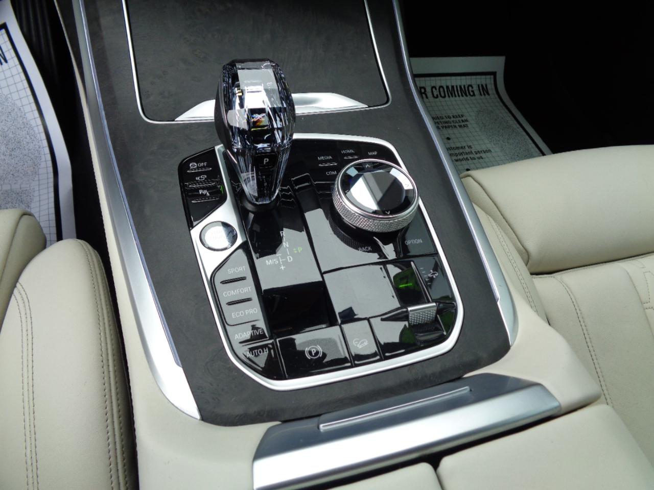 BMW X7 xDrive40i Sports Activity Vehicle 2022