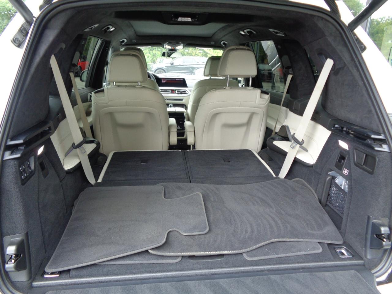 BMW X7 xDrive40i Sports Activity Vehicle 2022