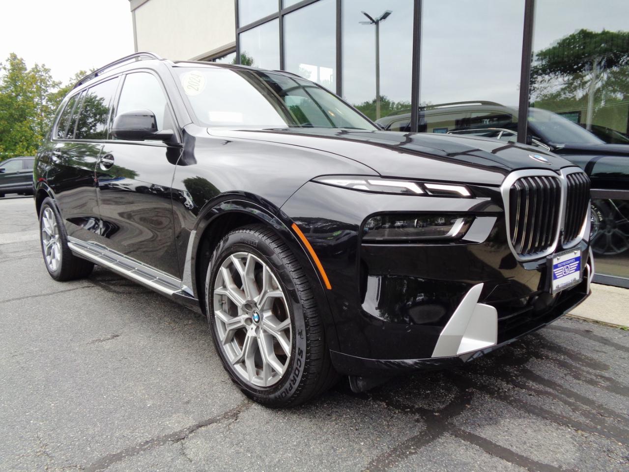BMW X7 xDrive40i Sports Activity Vehicle 2024