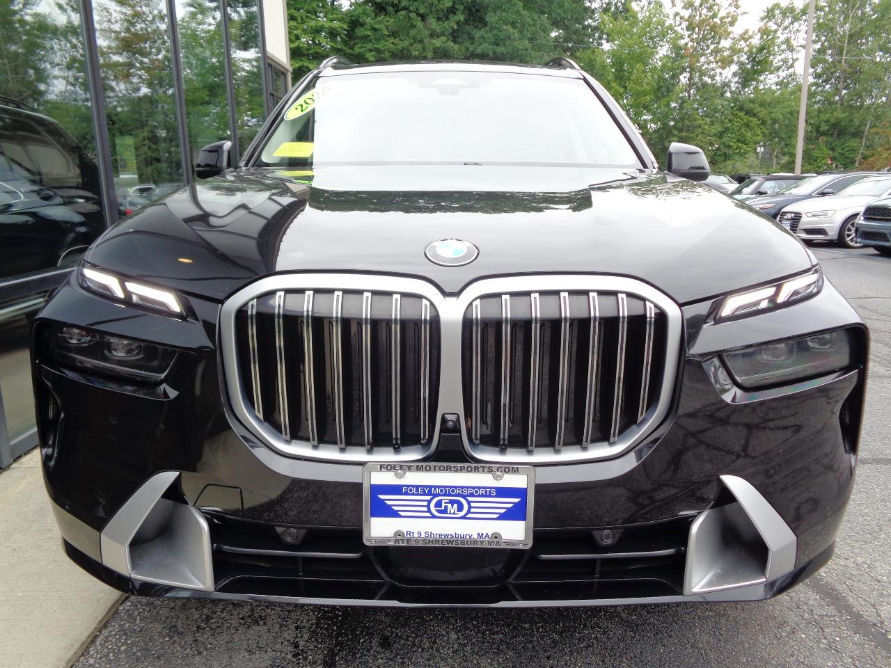BMW X7 xDrive40i Sports Activity Vehicle 2024