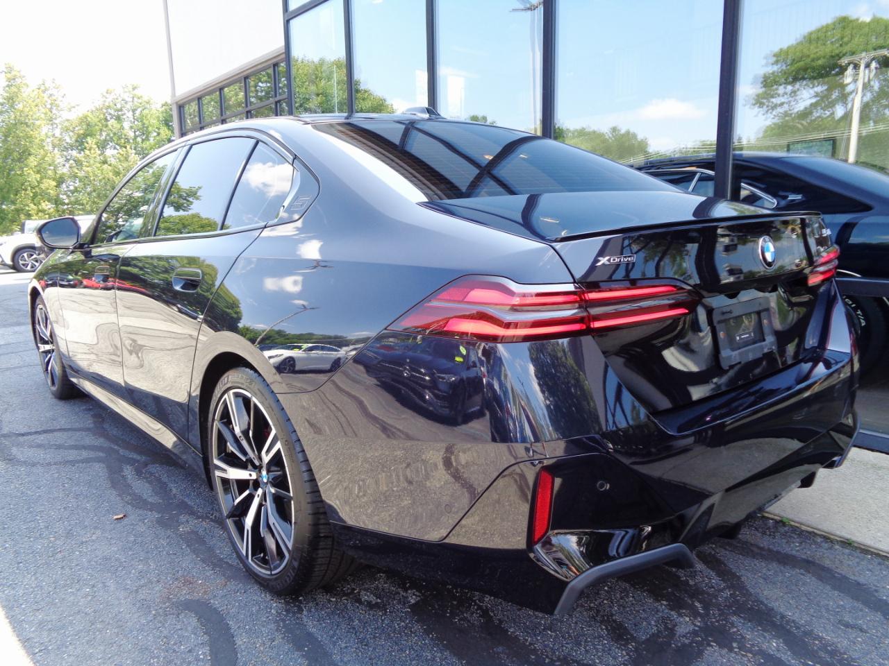 BMW 5 Series 540i xDrive Sedan 2024