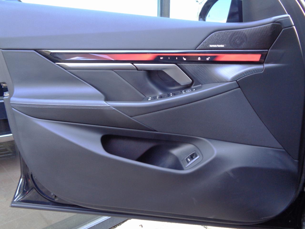 BMW 5 Series 540i xDrive Sedan 2024