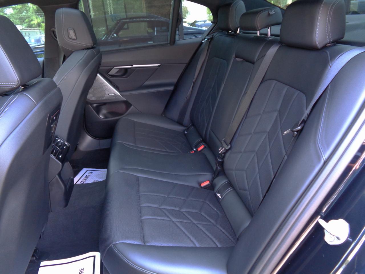BMW 5 Series 540i xDrive Sedan 2024