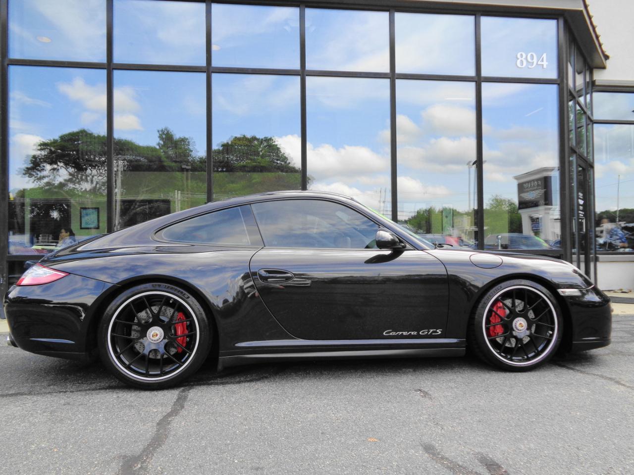 Porsche 911 2dr Cpe Carrera S 2011