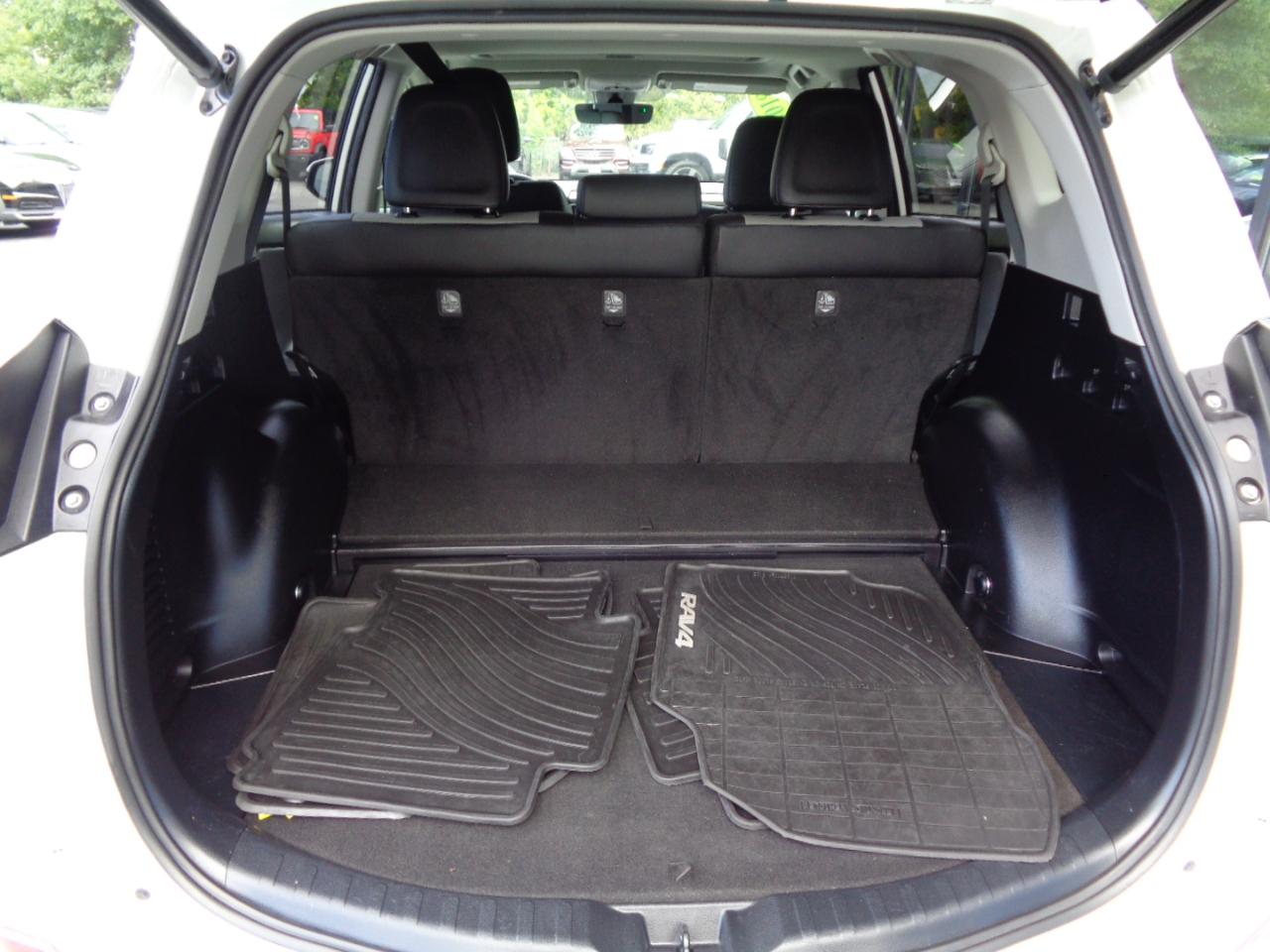 Toyota RAV4 Hybrid Limited AWD (Natl) 2018