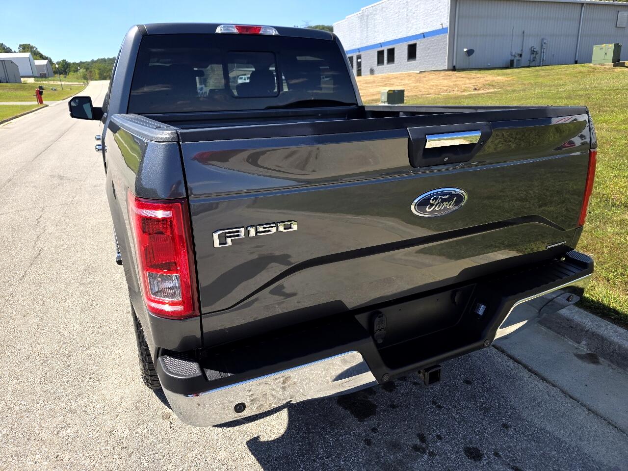 Ford F-150 4WD SuperCrew 145" XLT 2016 Ford F-150 4WD SuperCrew 145" XLT 2016