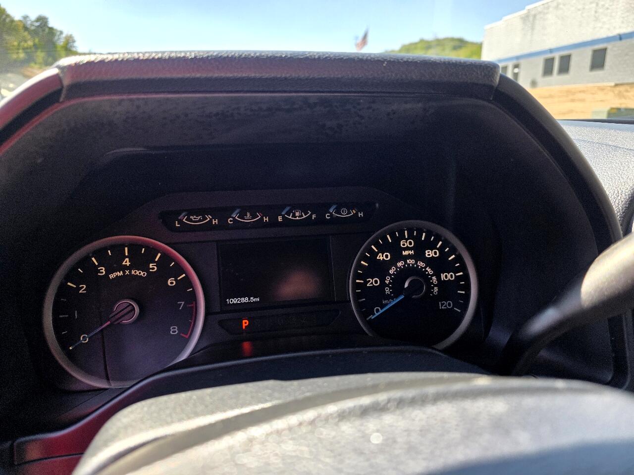 Ford F-150 4WD SuperCrew 145" XLT 2016 Ford F-150 4WD SuperCrew 145" XLT 2016