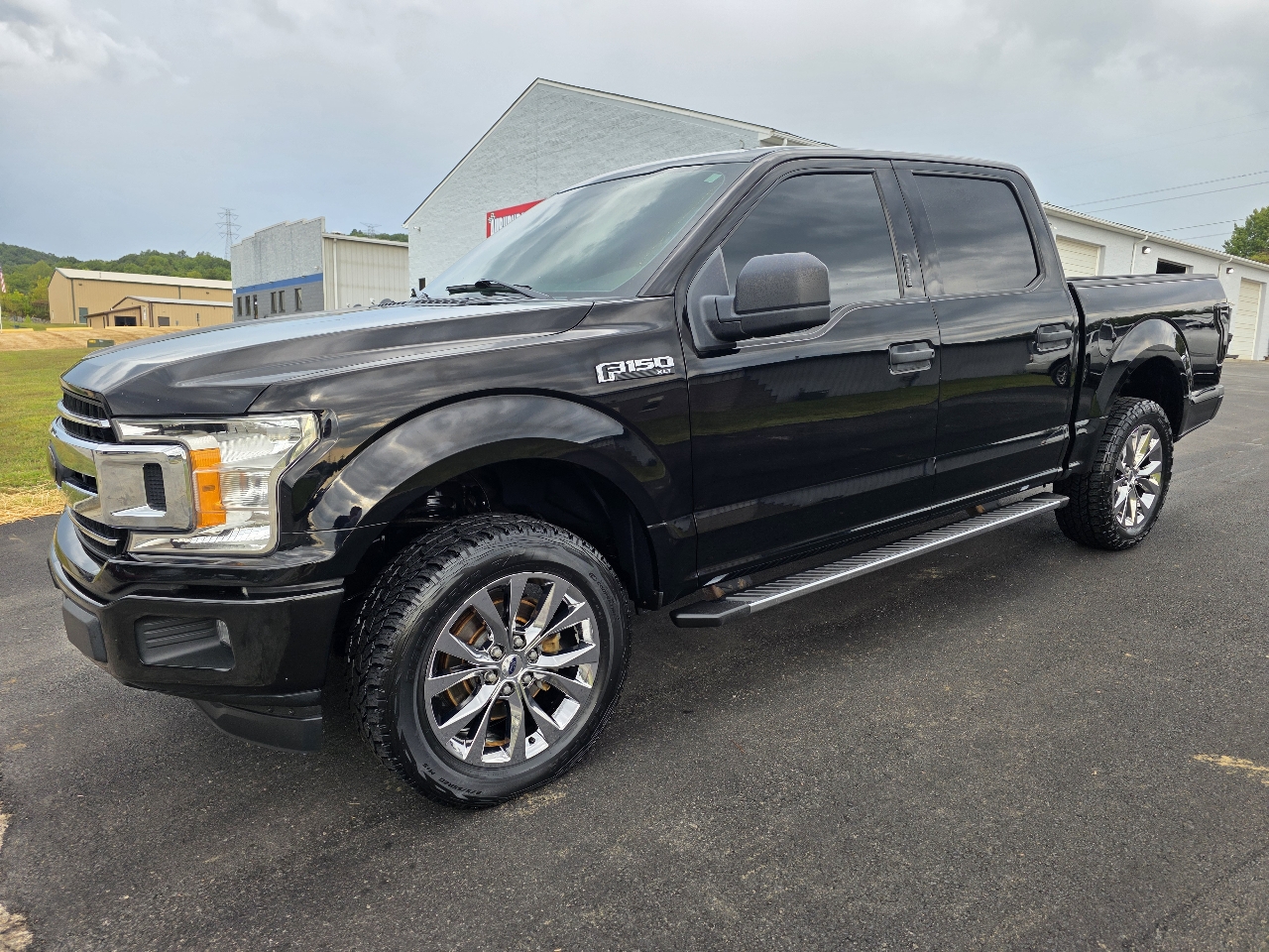 2018 Ford F-150 2WD SuperCrew 139" XLT