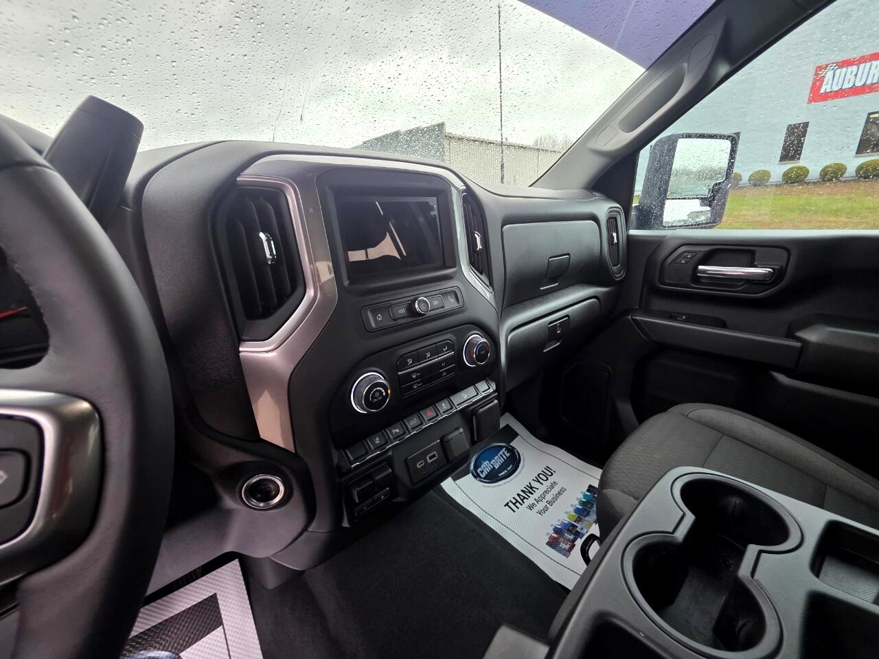 Chevrolet Silverado 2500HD Custom Crew Cab Short Box 4WD 2025