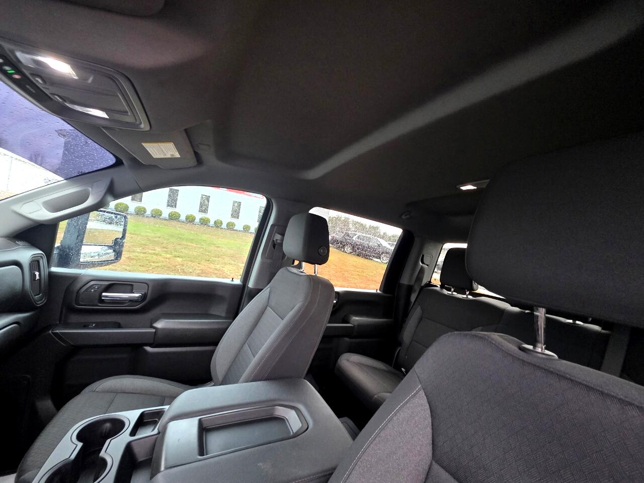 Chevrolet Silverado 2500HD Custom Crew Cab Short Box 4WD 2025