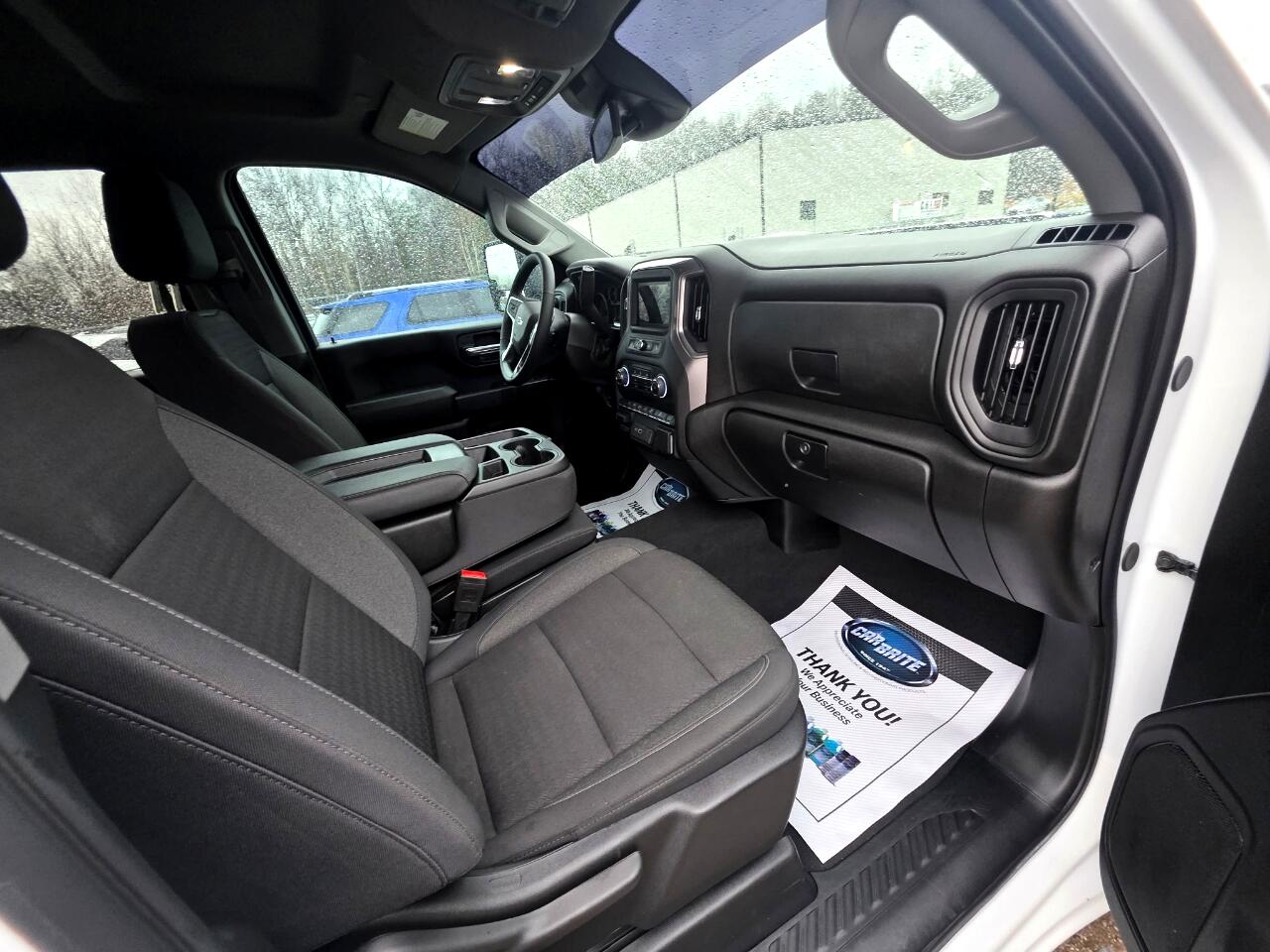 Chevrolet Silverado 2500HD Custom Crew Cab Short Box 4WD 2025