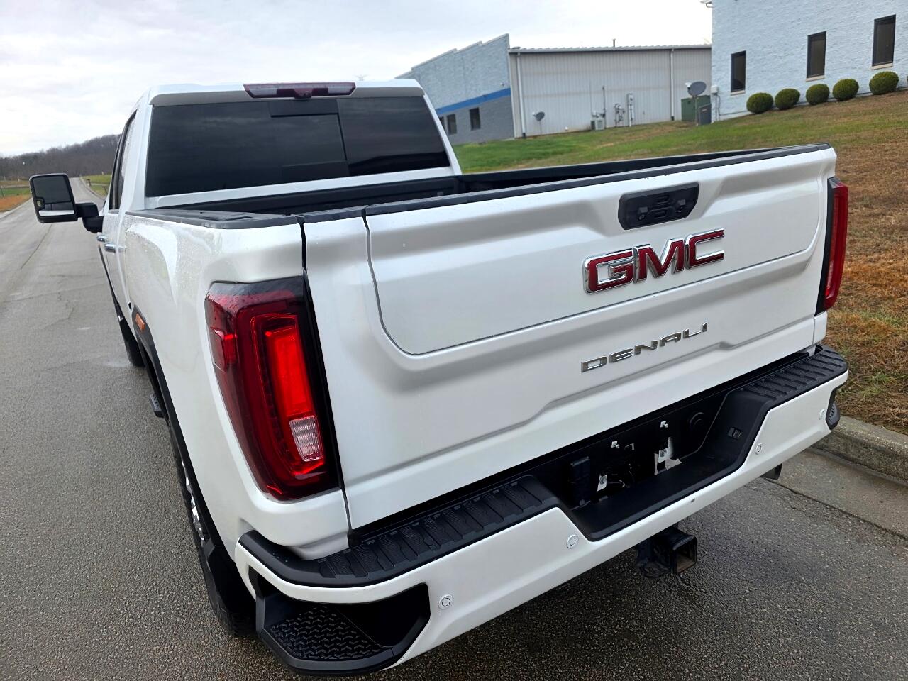 GMC Sierra 2500HD Denali Crew Cab 4WD 2021