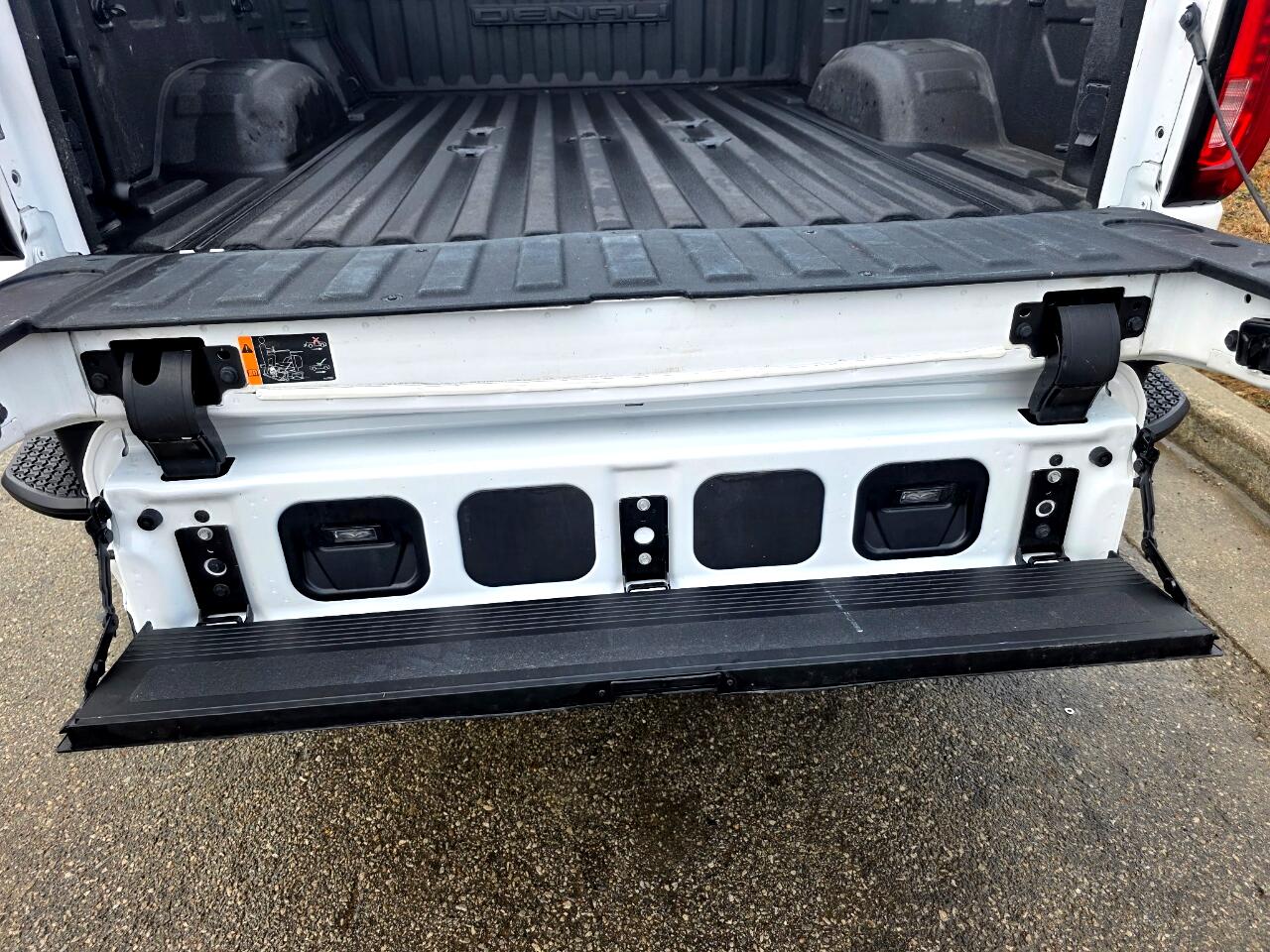 GMC Sierra 2500HD Denali Crew Cab 4WD 2021