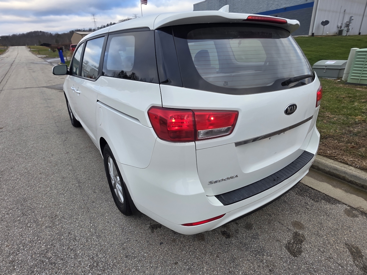 Kia Sedona L 2016