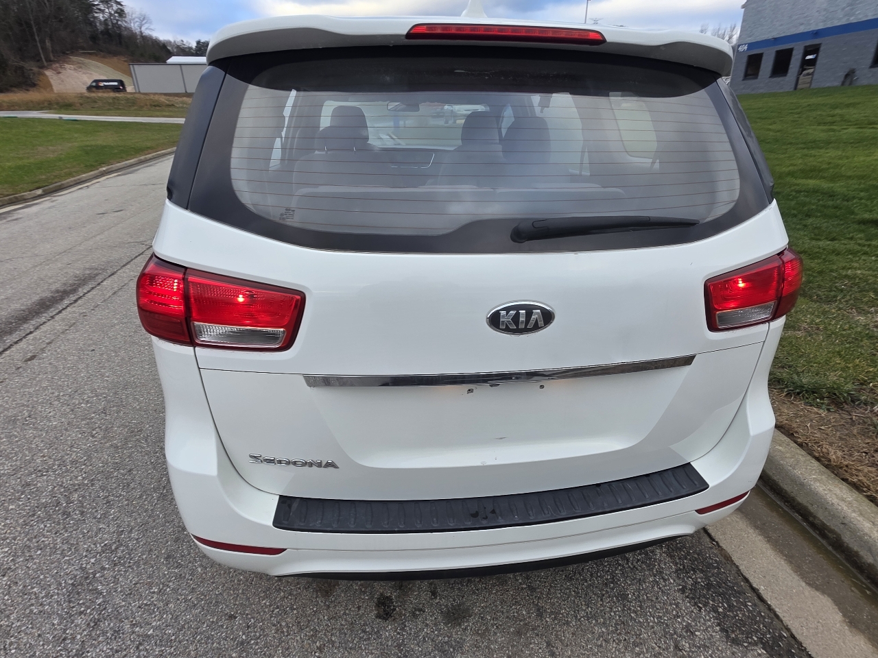 Kia Sedona L 2016