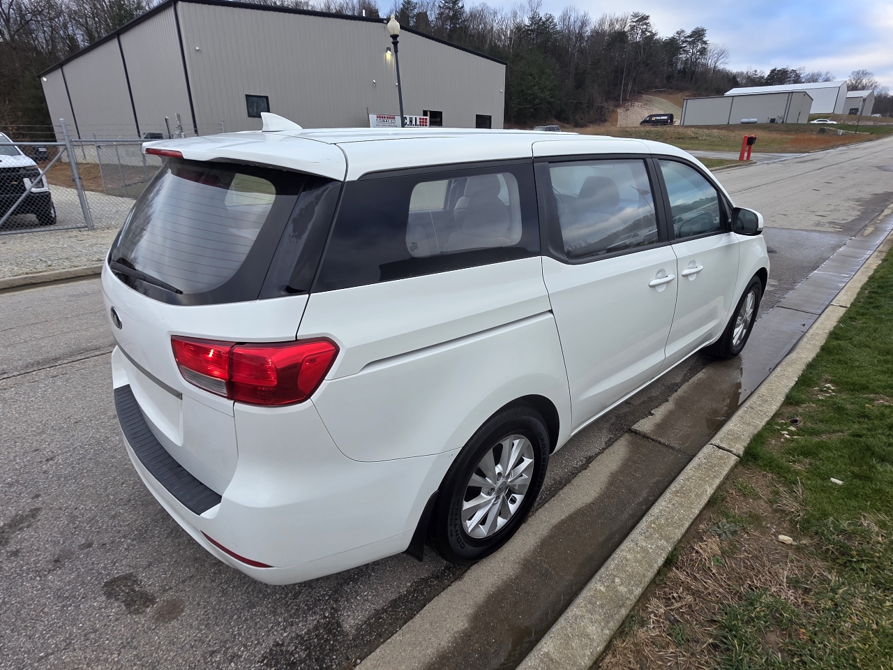 Kia Sedona L 2016