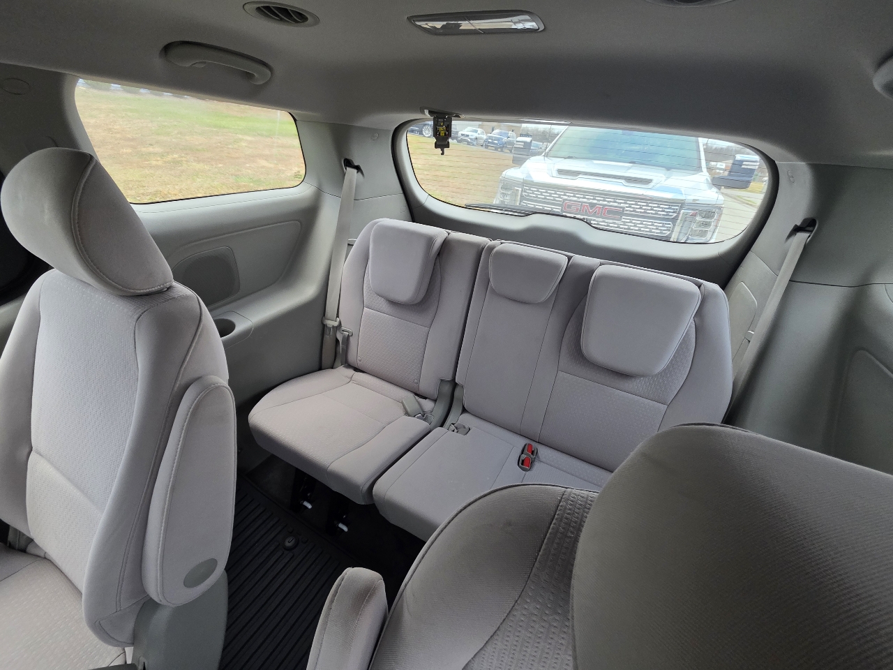 Kia Sedona L 2016