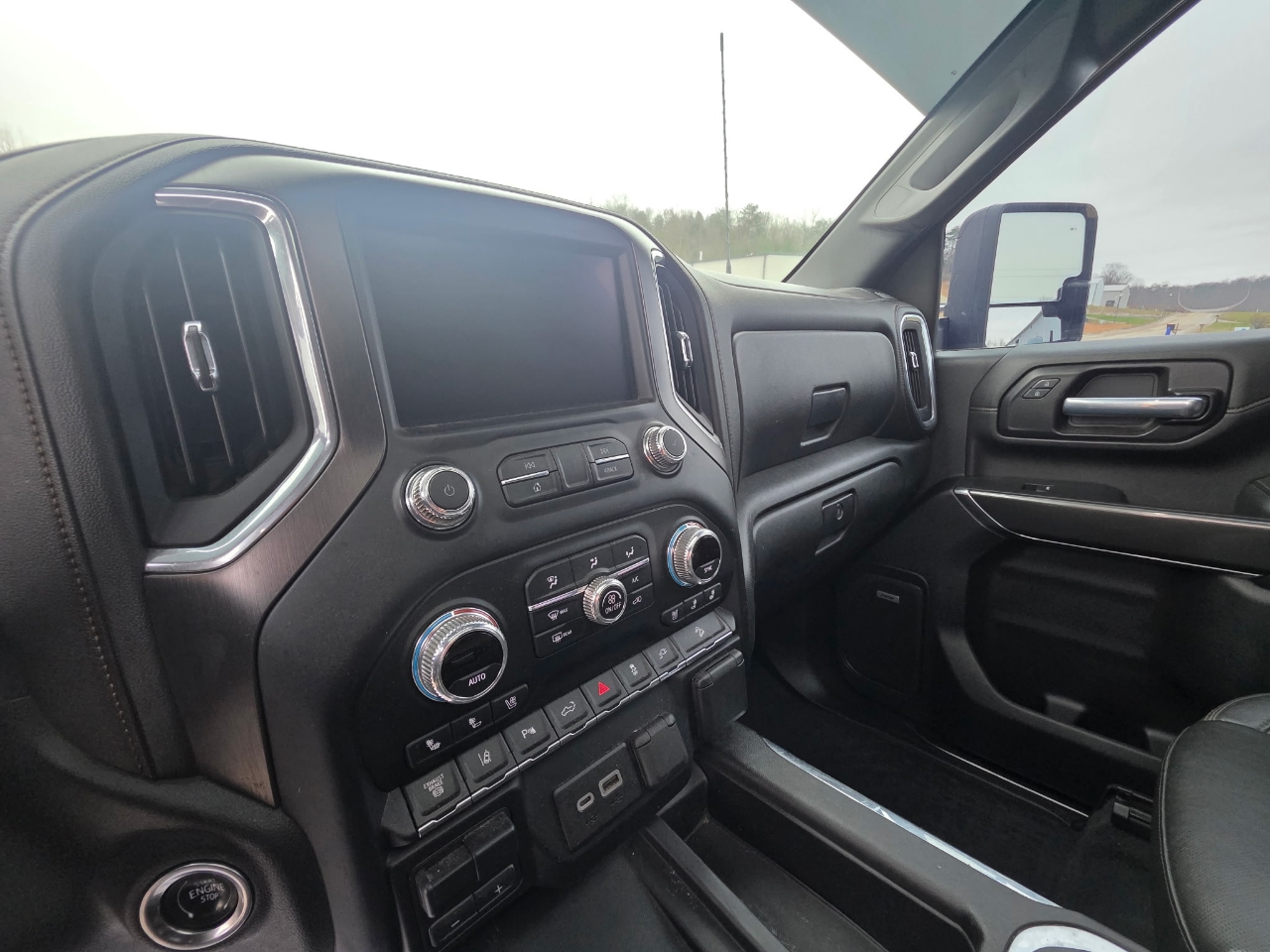 GMC Sierra 2500HD AT4 Crew Cab Long Box 4WD 2020
