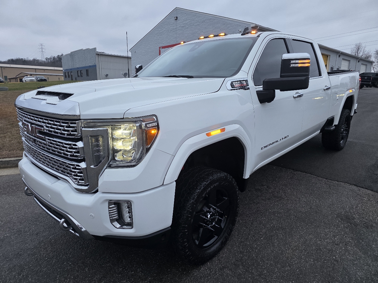 GMC Sierra 2500HD Denali Crew Cab 4WD 2021