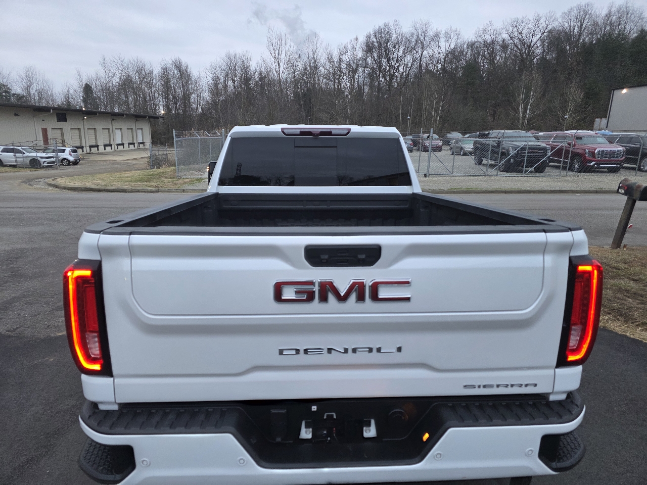 GMC Sierra 2500HD Denali Crew Cab 4WD 2021