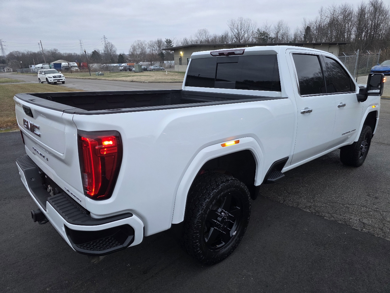 GMC Sierra 2500HD Denali Crew Cab 4WD 2021