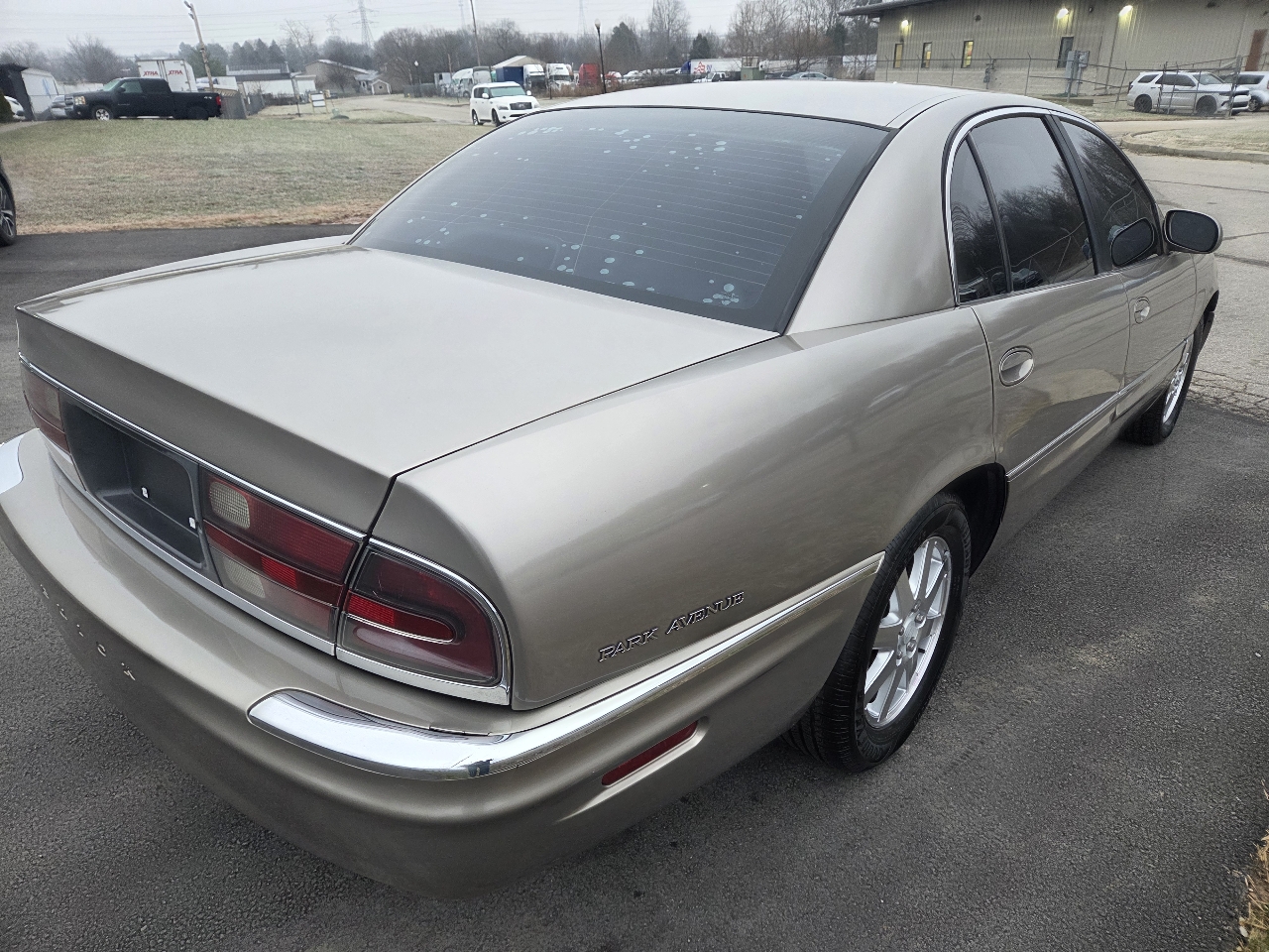 Buick Park Avenue Sedan 2004