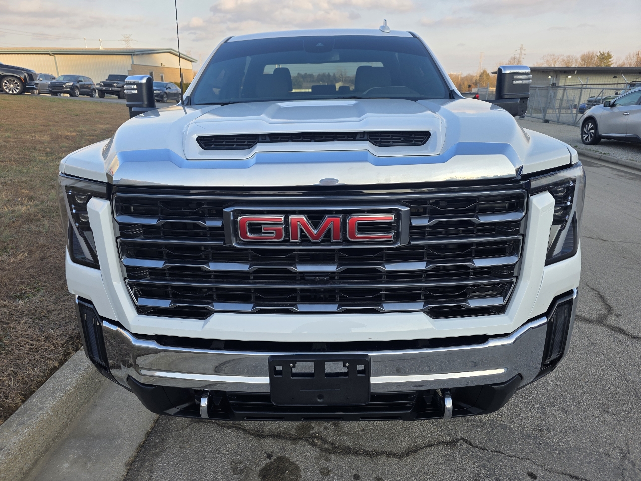 GMC Sierra 2500HD 4WD Crew Cab 153.7" SLT 2024