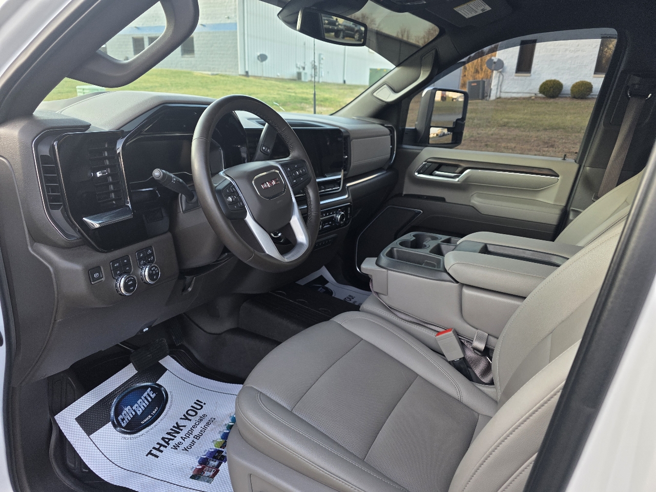 GMC Sierra 2500HD 4WD Crew Cab 153.7" SLT 2024