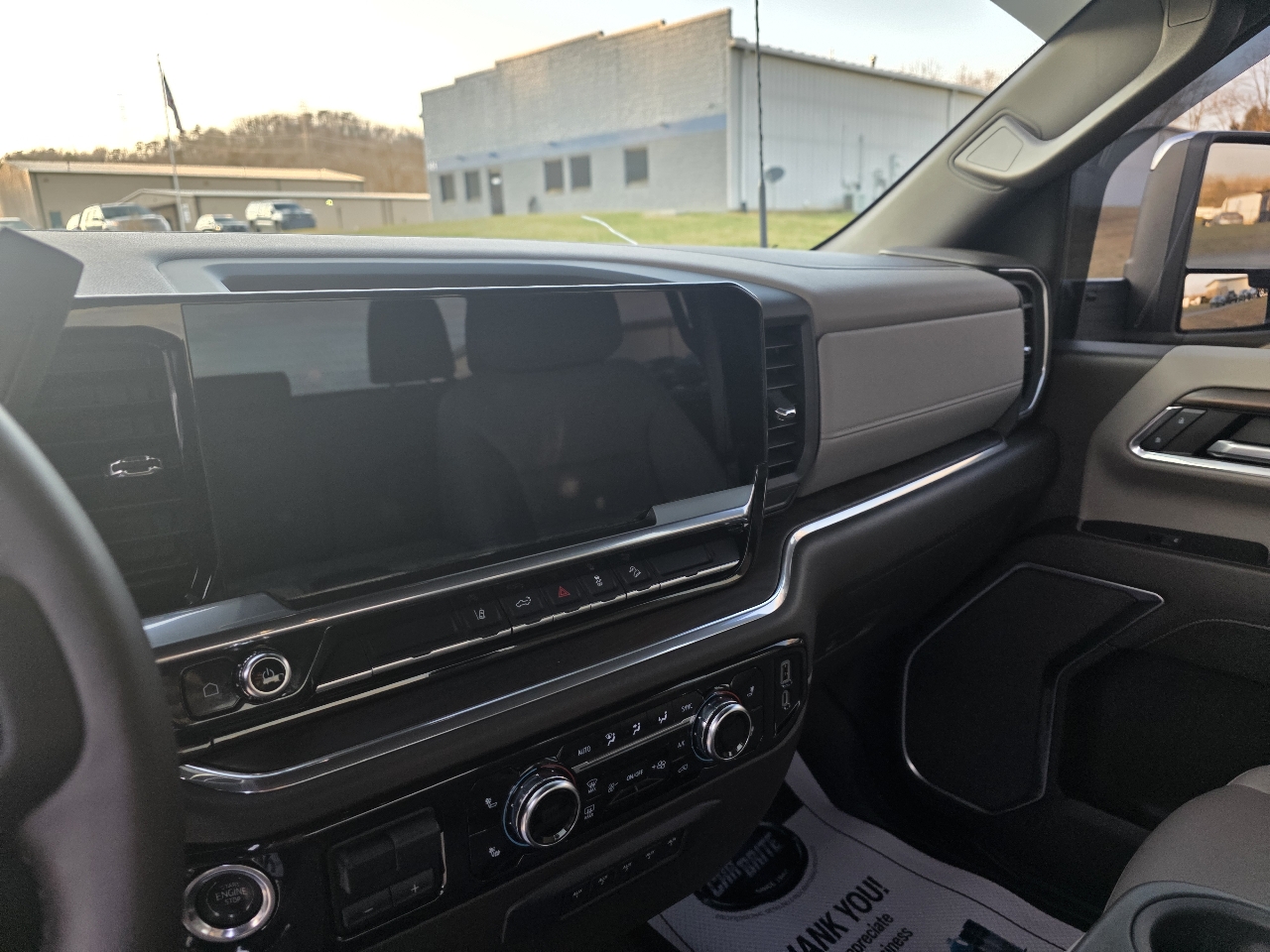 GMC Sierra 2500HD 4WD Crew Cab 153.7" SLT 2024