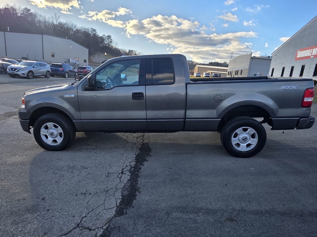 Ford F-150 4WD SuperCab 133" STX 2004