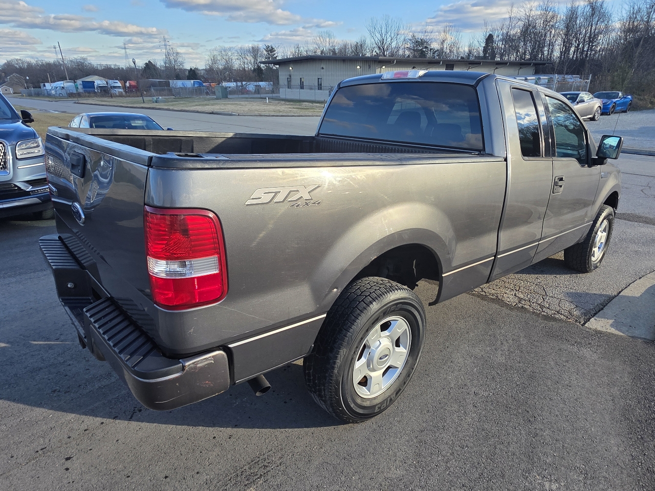Ford F-150 4WD SuperCab 133" STX 2004