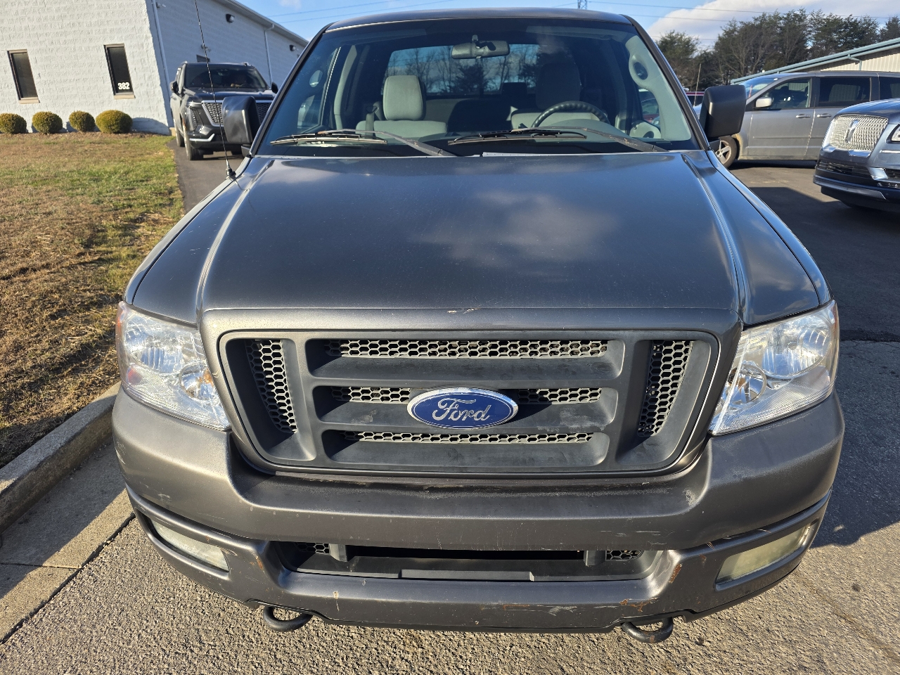 Ford F-150 4WD SuperCab 133" STX 2004