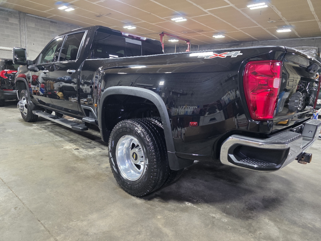 Chevrolet Silverado 3500HD LTZ Crew Cab 4WD 2022