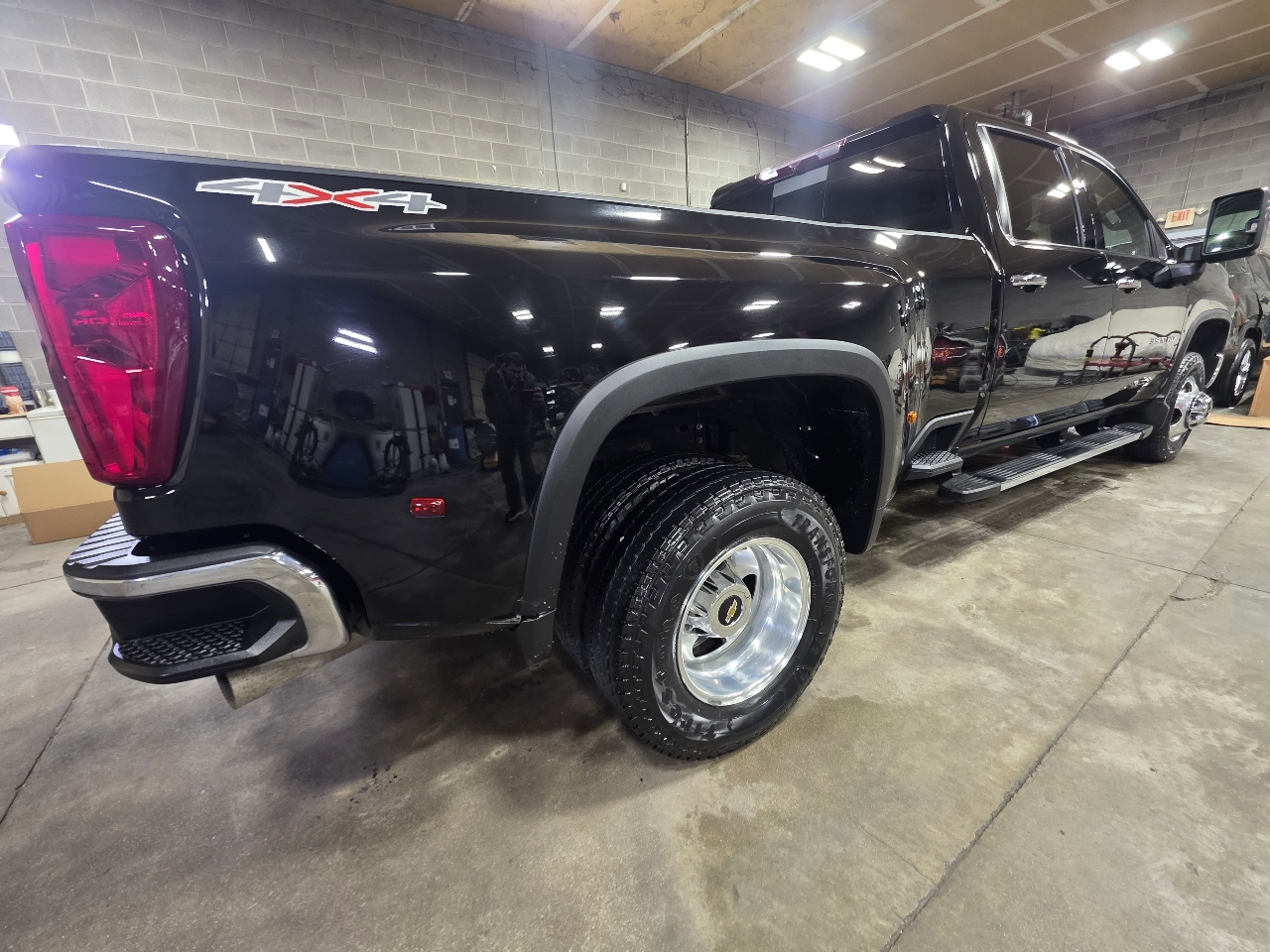 Chevrolet Silverado 3500HD LTZ Crew Cab 4WD 2022
