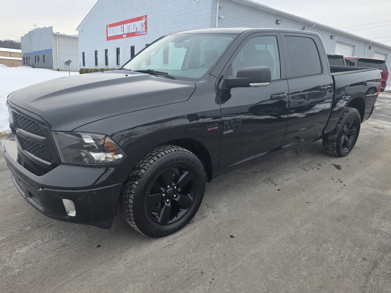 RAM 1500 Classic Tradesman Crew Cab SWB 2WD 2019