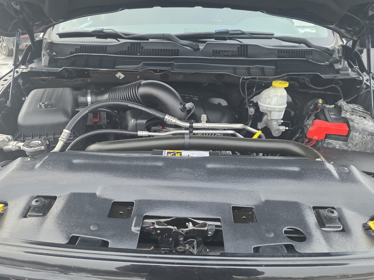 RAM 1500 Classic Tradesman Crew Cab SWB 2WD 2019