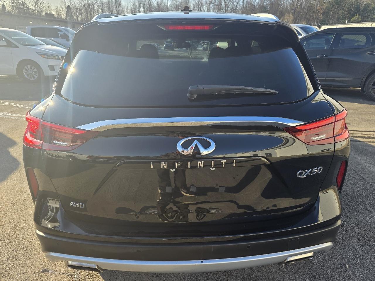 Infiniti QX50 PURE AWD 2020