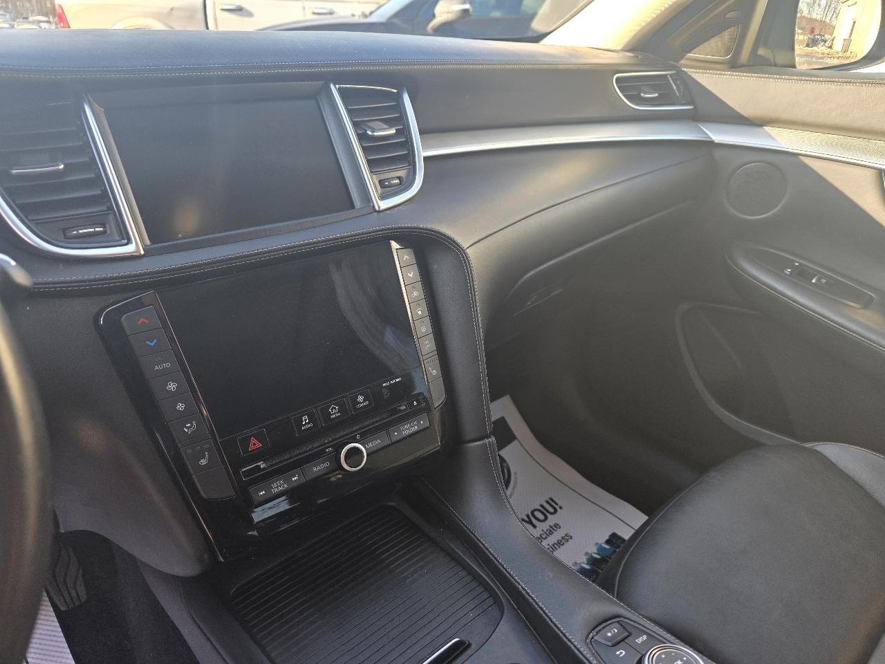 Infiniti QX50 PURE AWD 2020