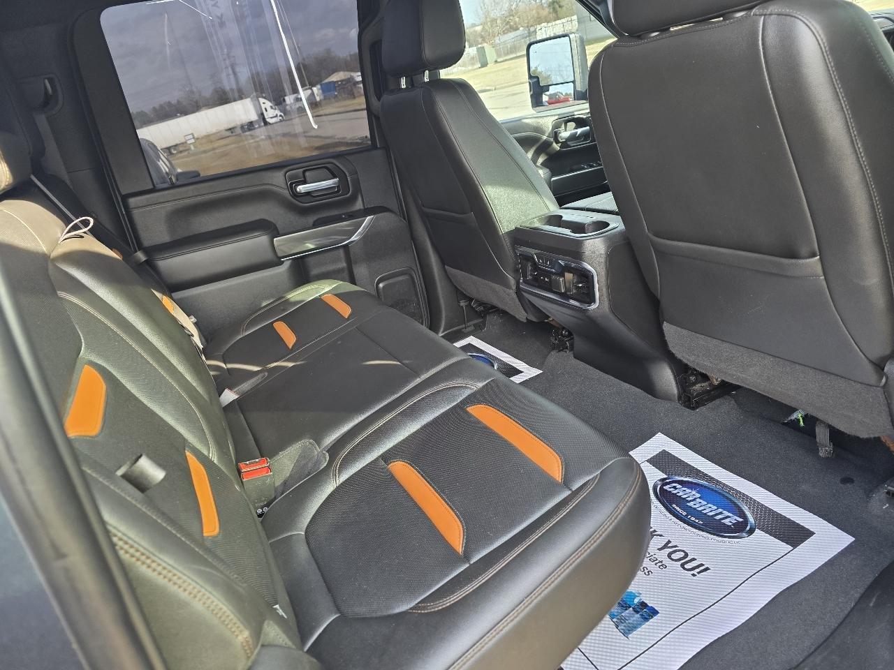 GMC Sierra 2500HD AT4 Crew Cab Long Box 4WD 2020