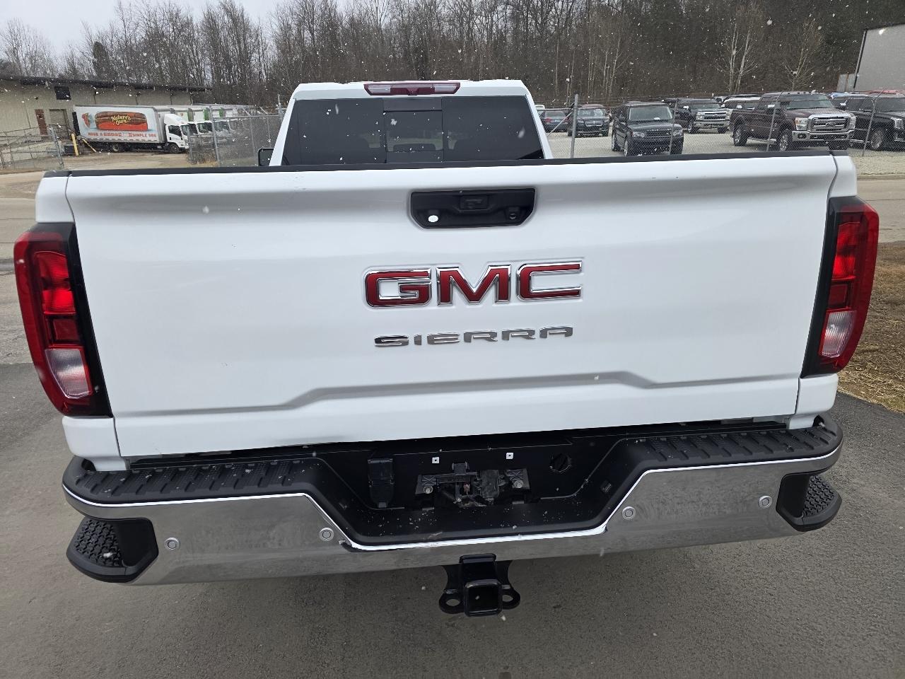 GMC Sierra 3500HD SLT Crew Cab 4WD 2023