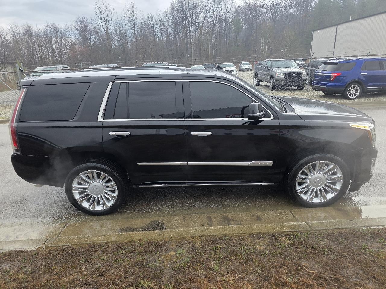 Cadillac Escalade Platinum 4WD 2018