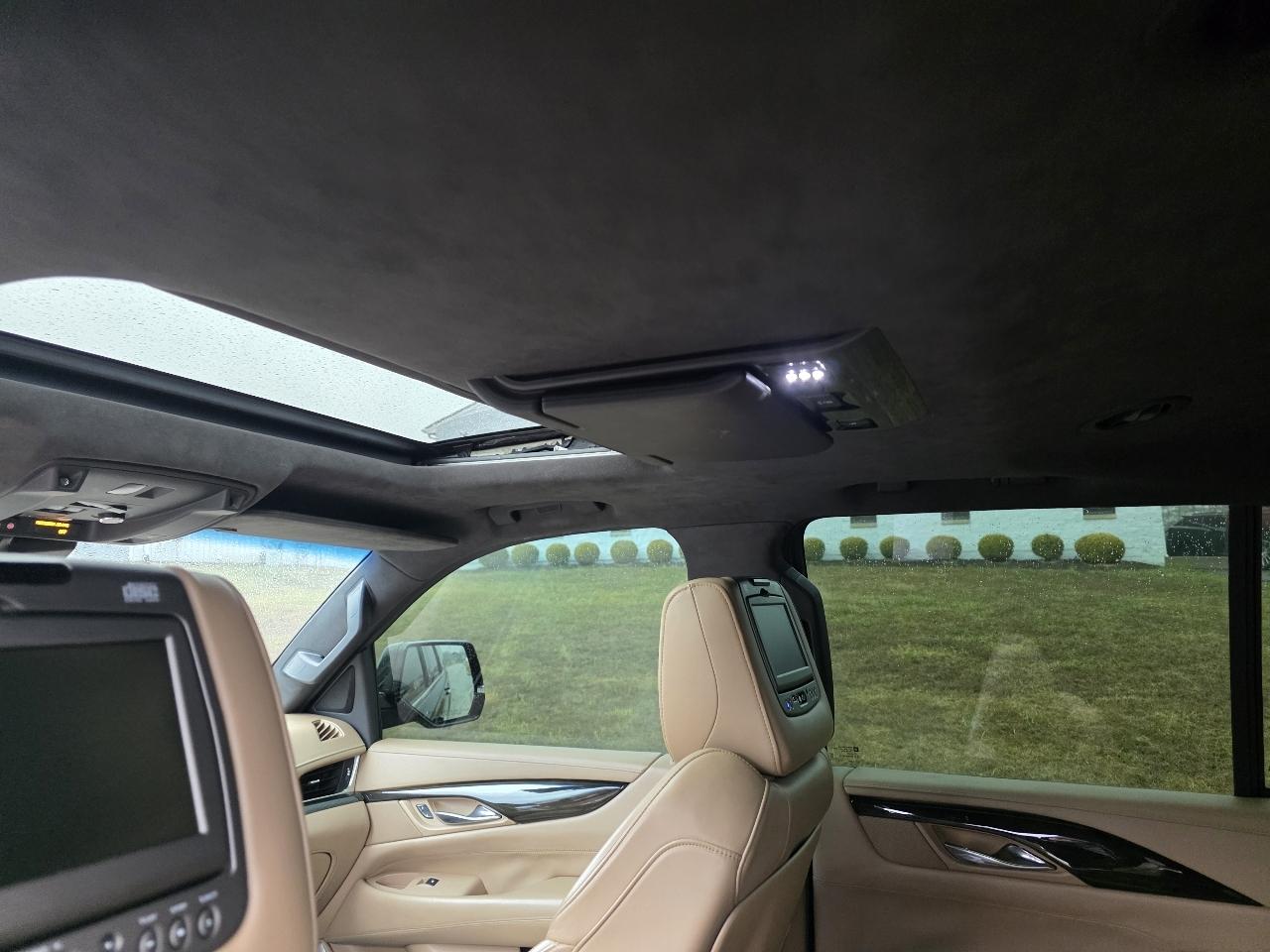 Cadillac Escalade Platinum 4WD 2018