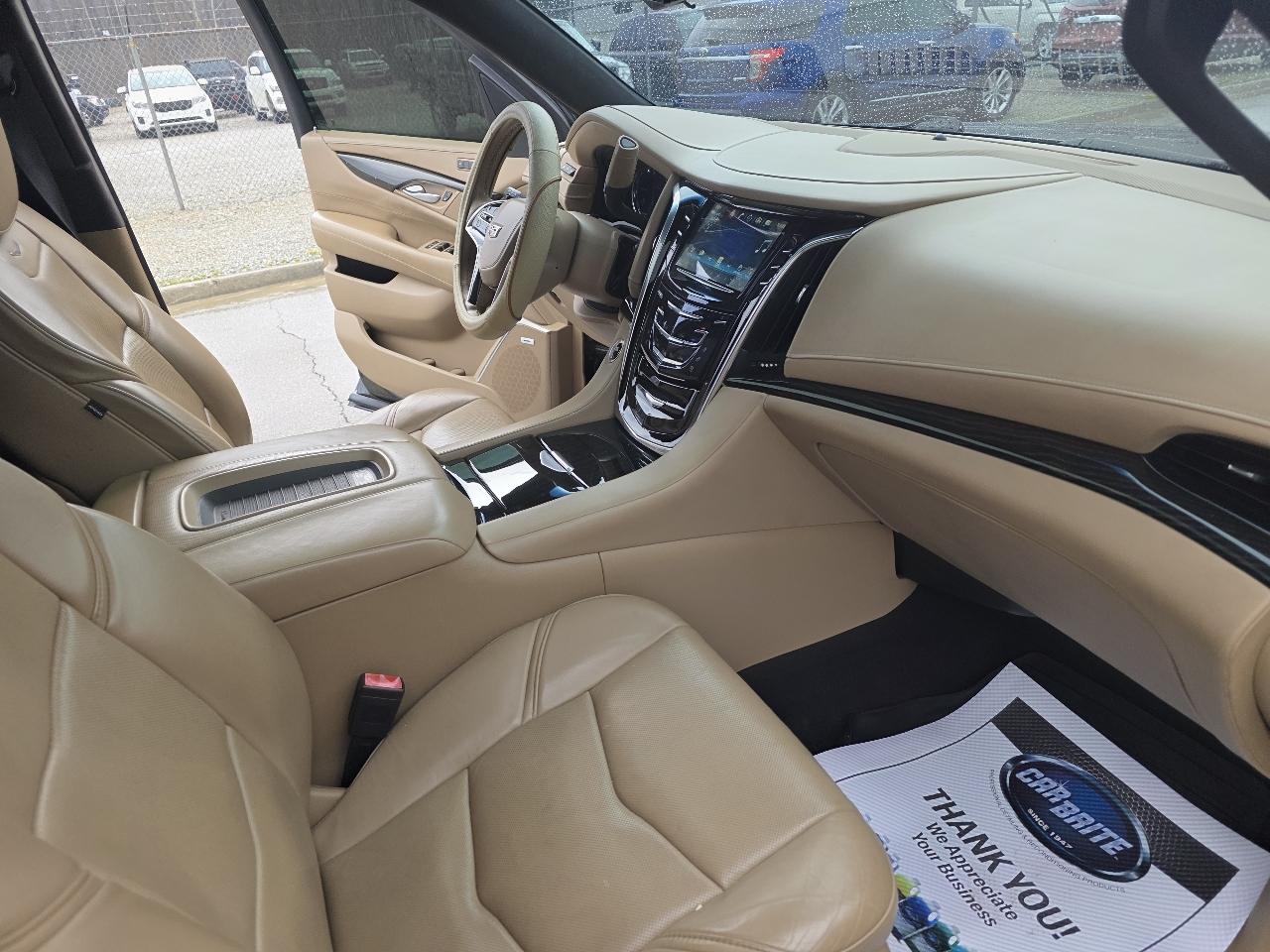 Cadillac Escalade Platinum 4WD 2018