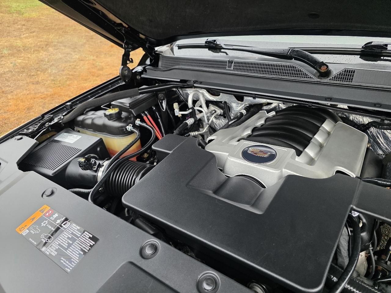 Cadillac Escalade Platinum 4WD 2018