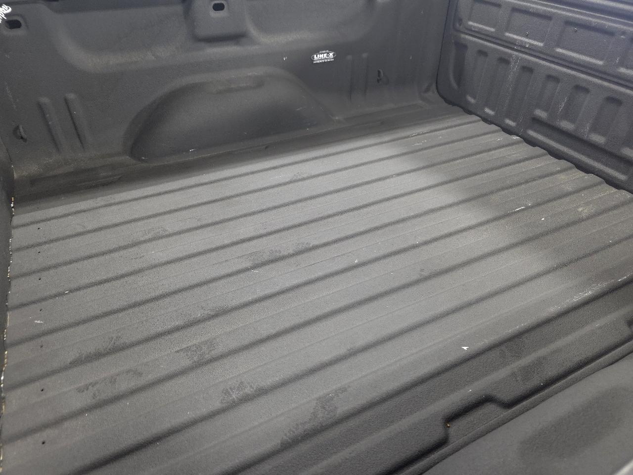 Chevrolet Silverado 1500 4WD Crew Cab 147" LT 2016